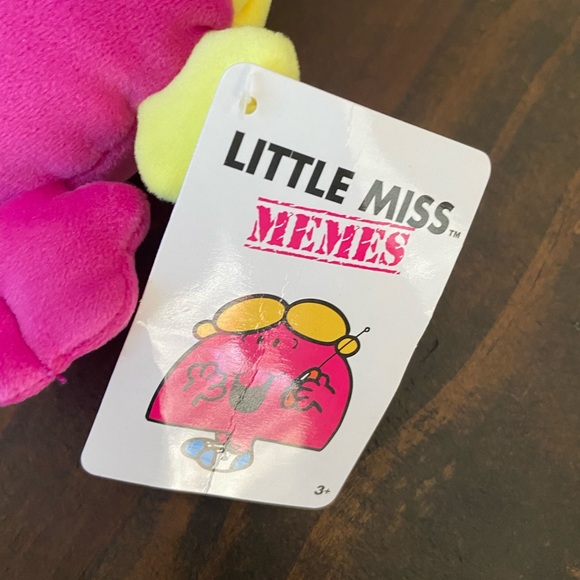 Little Miss Memes Chatterbox 6-Inch Plush Toy/ NEW - Picture 5 of 8